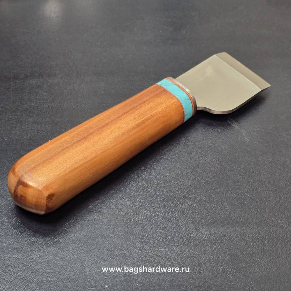 Нож для среза края кожи по толщине